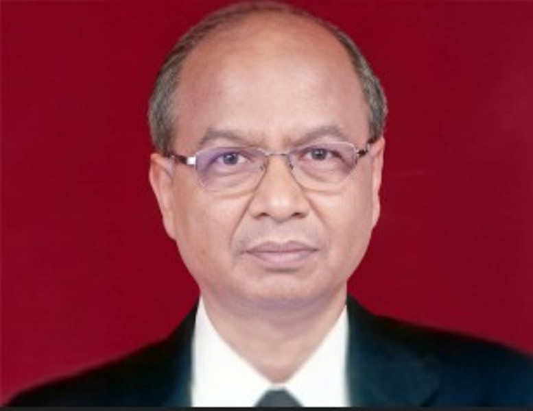 सुप्रीम कोर्ट में CJI गवई पर जूता फेंकने वाला वकील रिहा, जानिए पूरी कहानी