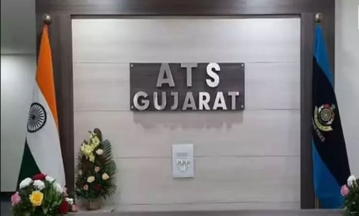गुजरात ATS ने पकड़े ISIS के 3 आतंकी, देशभर में हमले की साजिश का पर्दाफाश